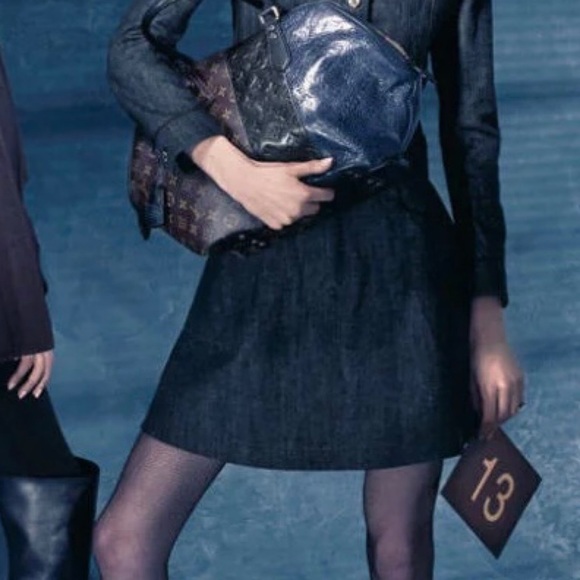 Louis Vuitton Dresses & Skirts - Louis Vuitton A Line Charcoal Wool Skirt
